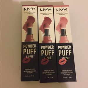 Brand new powder puff lippie